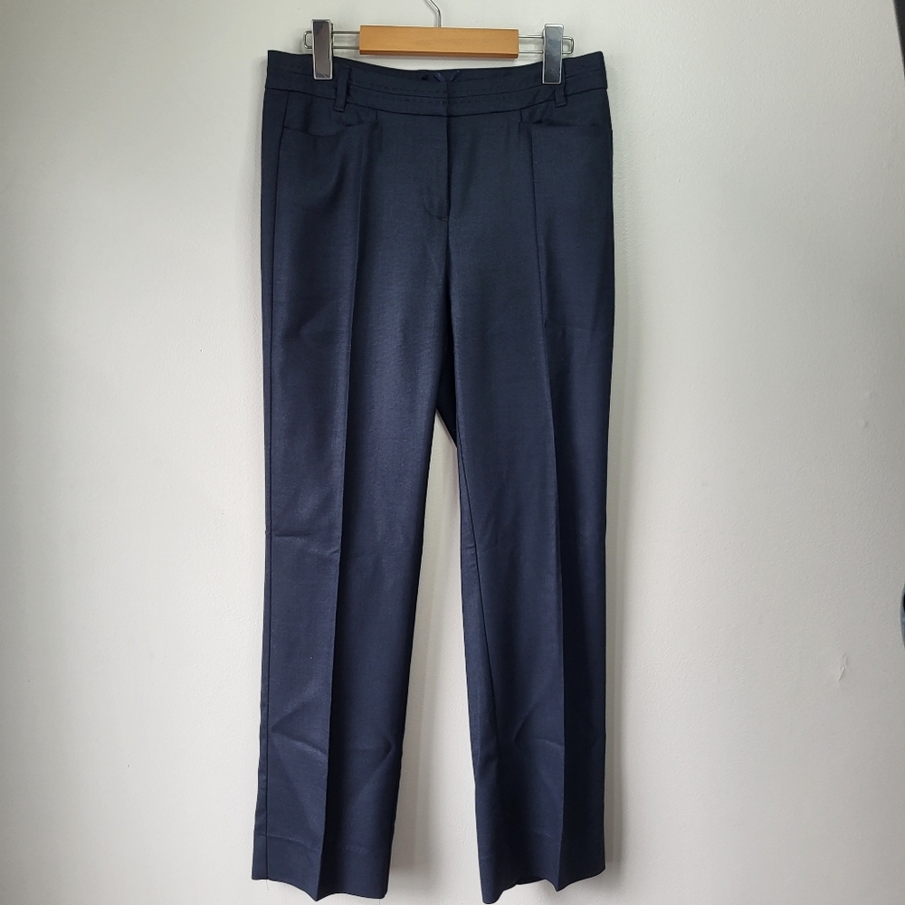 Comma, navy blue straight leg trouser pant with front slit pockets. Size 6